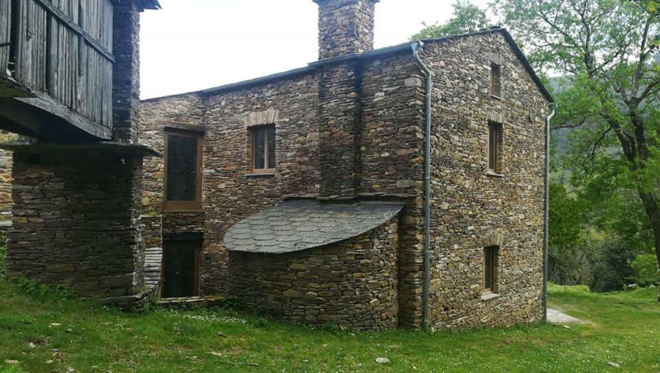 Albergue De La Naturaleza O Vilar - Mondonedo Ngoại thất bức ảnh