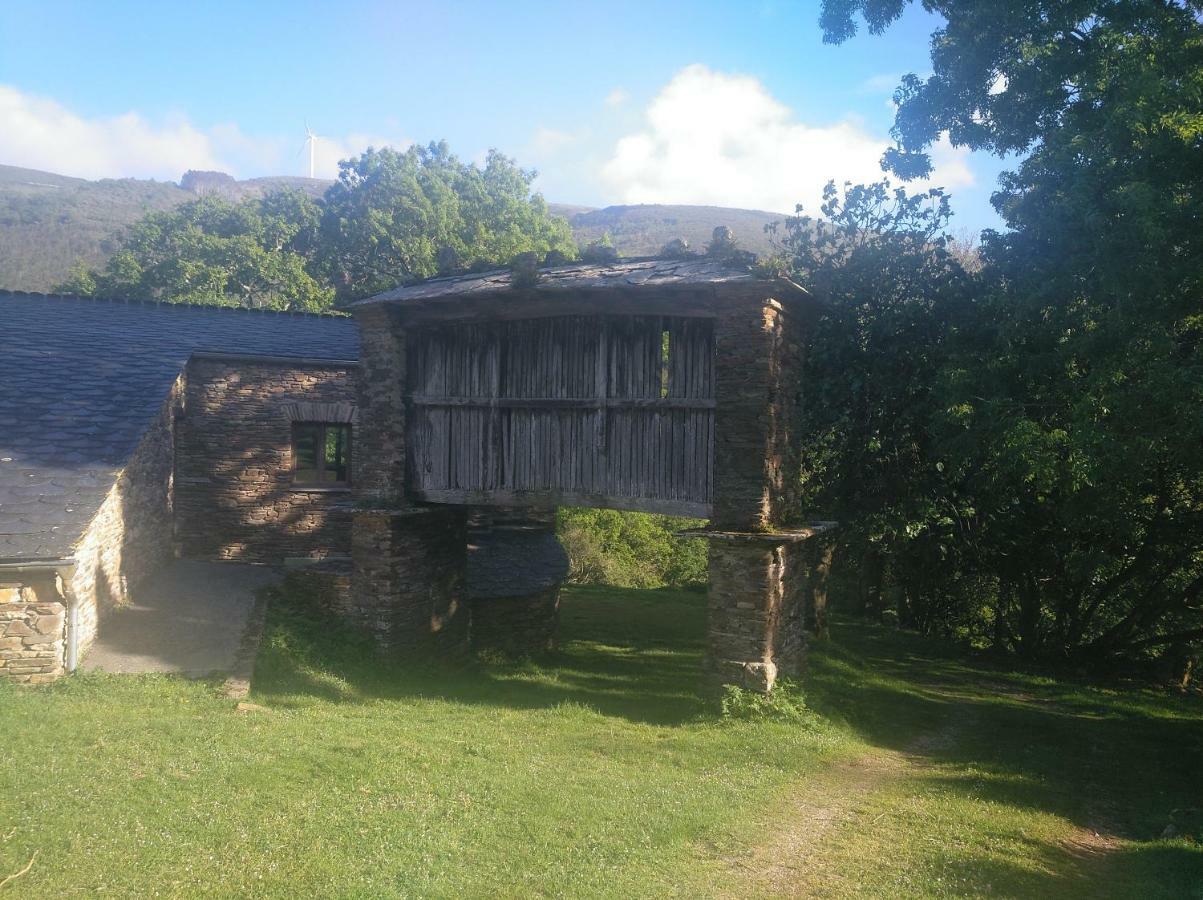 Albergue De La Naturaleza O Vilar - Mondonedo Ngoại thất bức ảnh